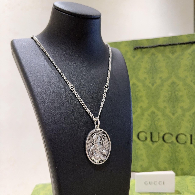 Gvc*1 necklaces